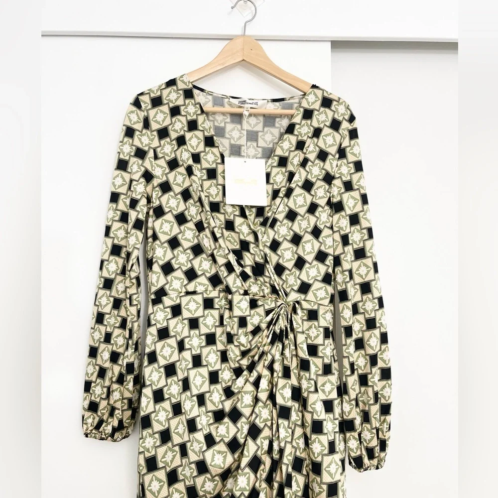 NWT Diane Von Furstenberg Toronto Dress Printed Lotus Green Size 12